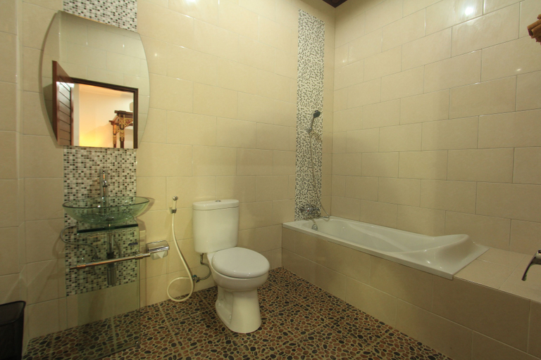 Bathroom 5, Alam Terrace Cottages, Gianyar