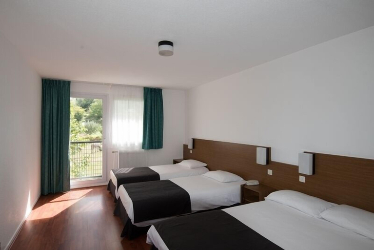 Bedroom 3, Hôtel-Restaurant l'Artière, Puy-de-Dôme
