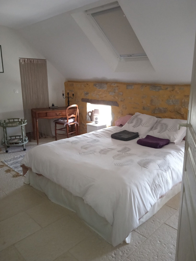 Bedroom 3, La Lisière du Morvan, Nièvre
