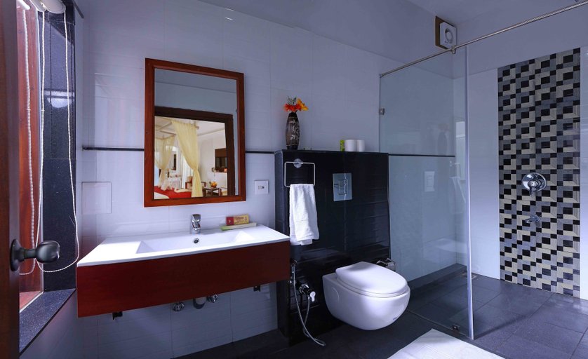 Bathroom, Red Sparrow Resorts, Idukki