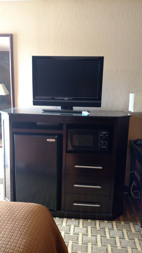 Bedroom 12