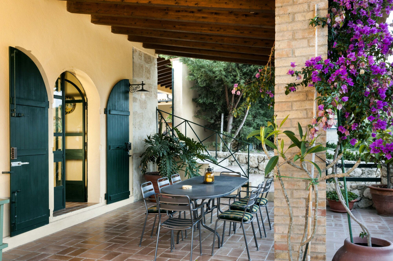 Porch 2, Masseria Falamandrina, Agrigento