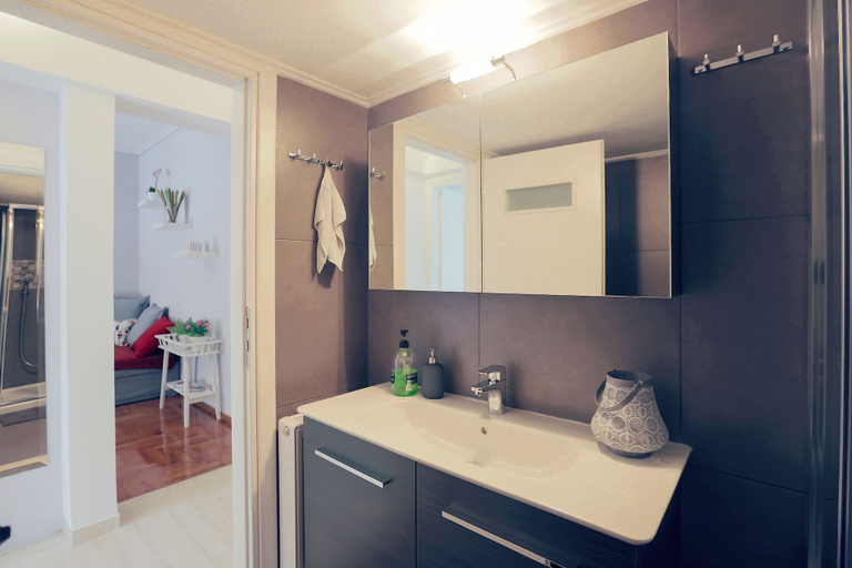 Bathroom 3, Cosy & Bright 2 Bedroom Apartment in Koukaki, Attica