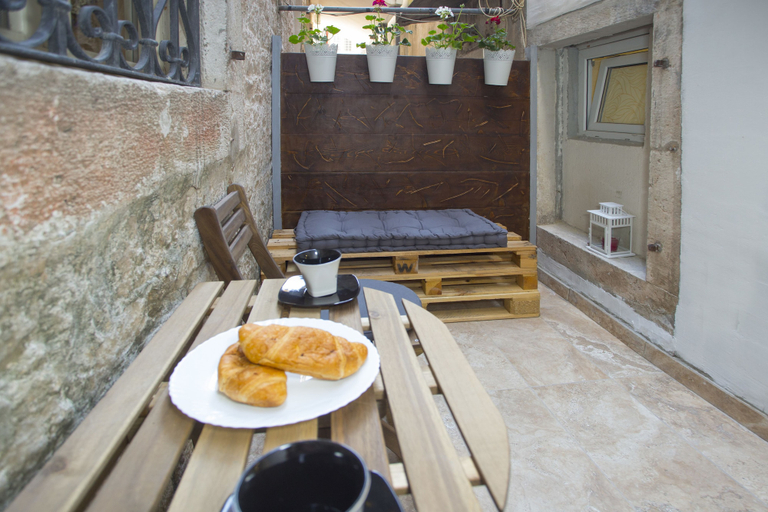 Food & Drinks 5, Diocletian Palace Apartment, Split