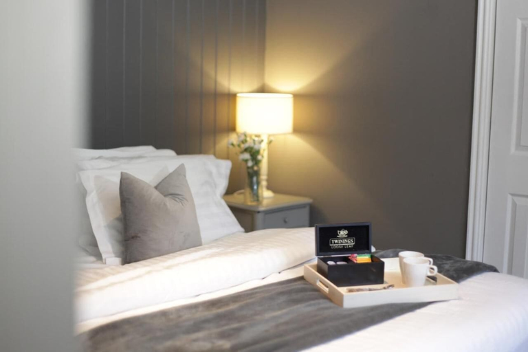 Bedroom 2, The Knife and Cleaver, Central Bedfordshire