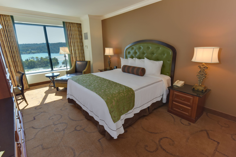 Bedroom 3, Belterra Casino Resort, Switzerland