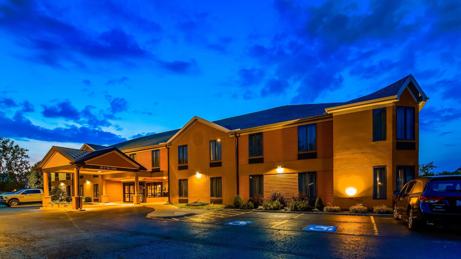 Exterior & Views