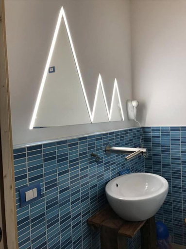 Bathroom 5, Rifugio Pranolz, Belluno