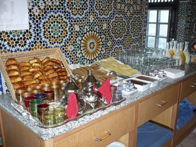 Food & Drinks 5, Continental, Tanger-Assilah