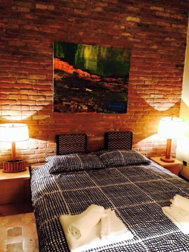 Bedroom 2, Mood Siro Comi, Pavia