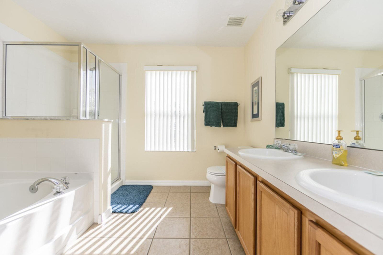 Bathroom 3, Bridgewater_at_town_center_233, Polk