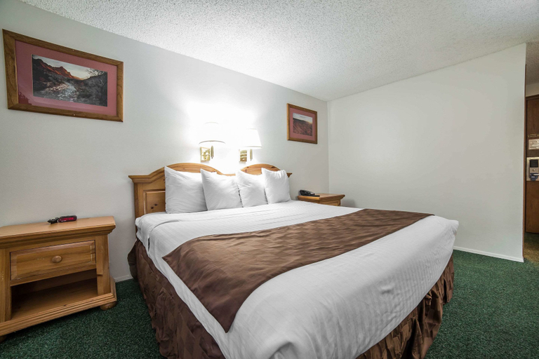 Bedroom 3, Rodeway Inn Bryce Canyon, Garfield