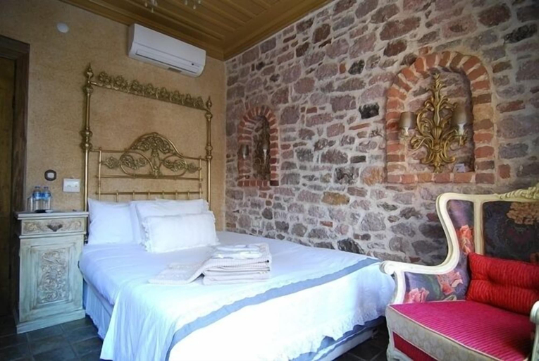 Bedroom 2, Ziyabey Konagi, Ayvalık