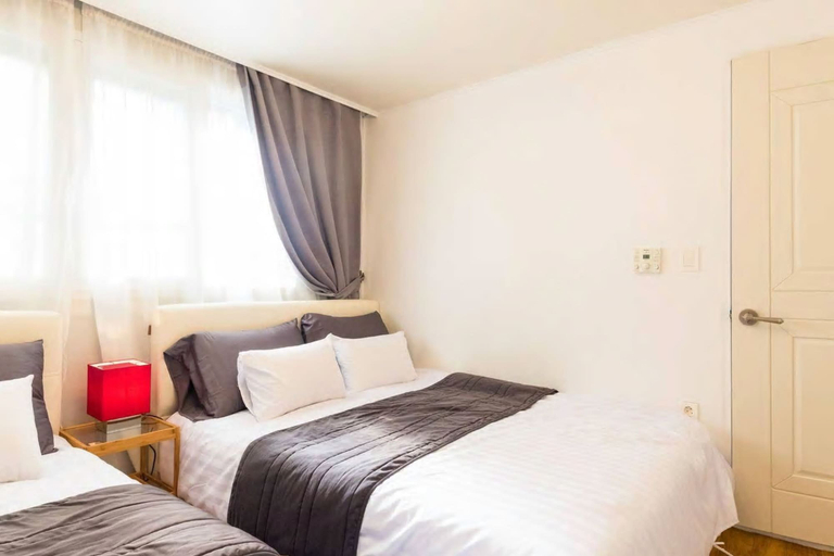 Bedroom 4, Kim's Family House 1-2F, Jongno