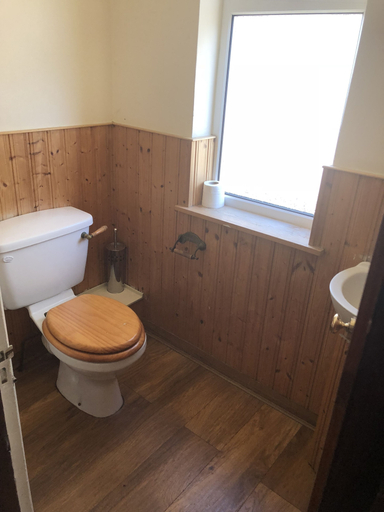 Bathroom, The Rhinos 2, Hertfordshire
