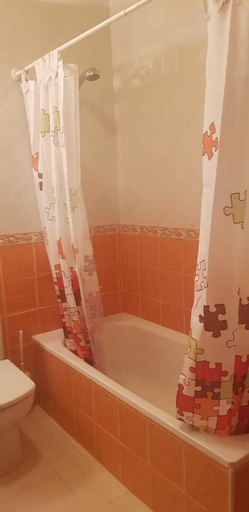 Bathroom, Pensión Kabana, Cantabria