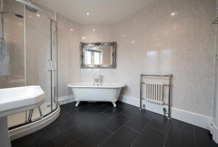 Bathroom 3, The Oratory, Devon
