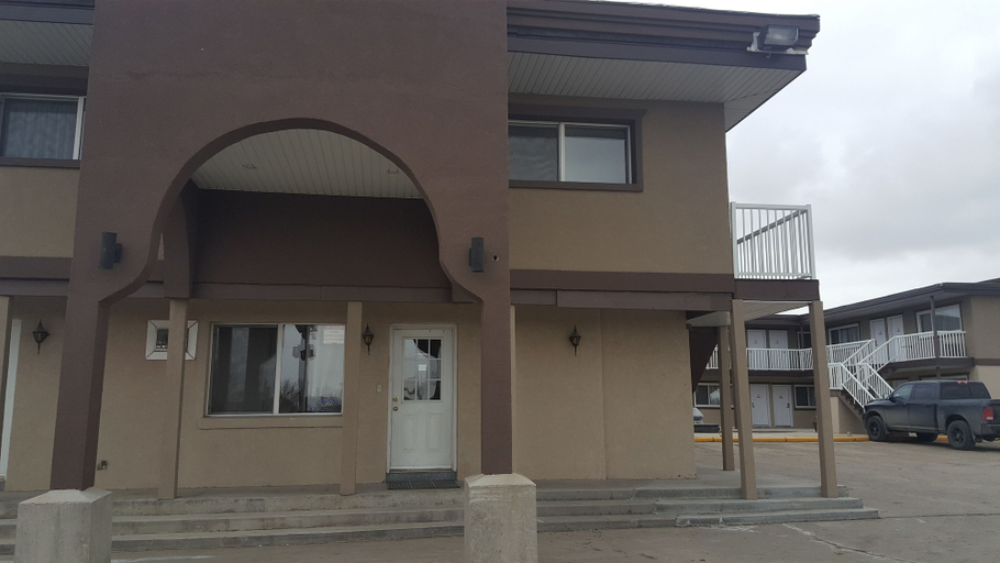 Exterior & Views 2, Sunrise Motel, Division No. 6