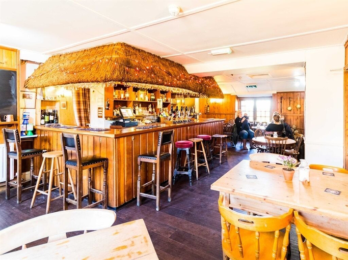 Food & Drinks 4, Three Horseshoes Inn, Dorset