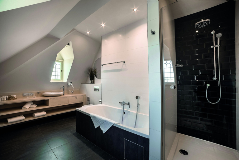 Bathroom 4, Van der Valk Sélys Liège Hotel & Spa, Liège