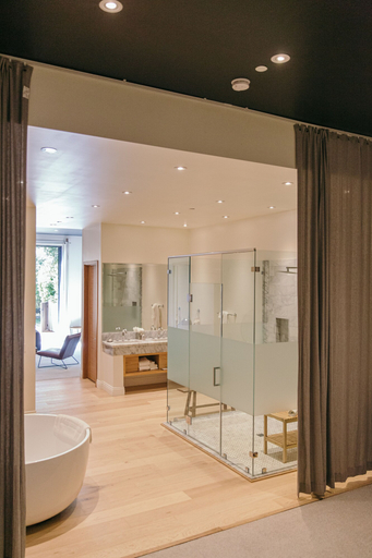 Bathroom 5, Calamigos Ranch Resort & Spa, Los Angeles