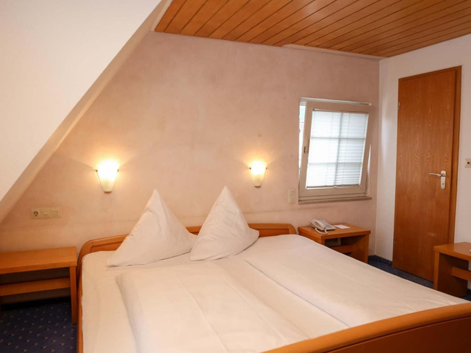 Bedroom 2, Hotel Metzgerei Rößle, Reutlingen
