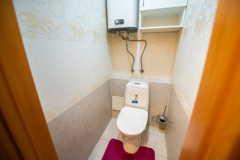 Bathroom 3, Apartment on Tigrovaya St. 16, Vladivostok gorsovet
