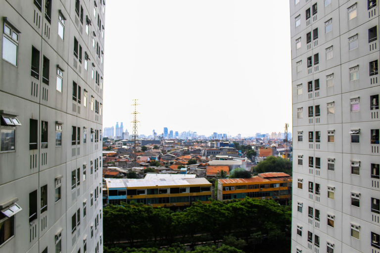 Exterior & Views 3, Comfortable and Tranquil 2BR Apartment at Green Pramuka By Travelio, Jakarta Pusat