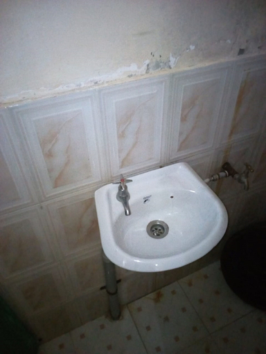 Bathroom 3, Canan Guest House, Manyatta