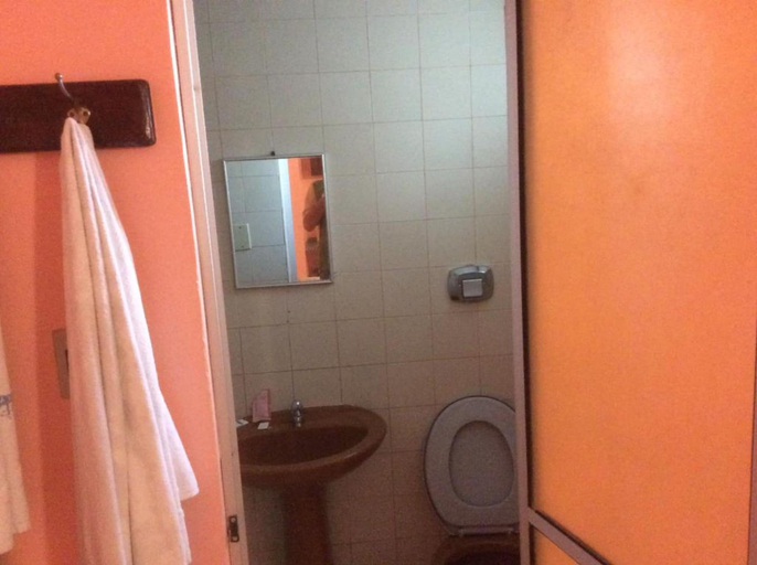 Bathroom 4, Hotel Love Story, Salvador