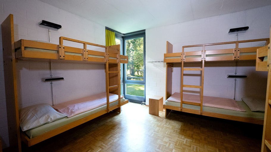 Bedroom 10