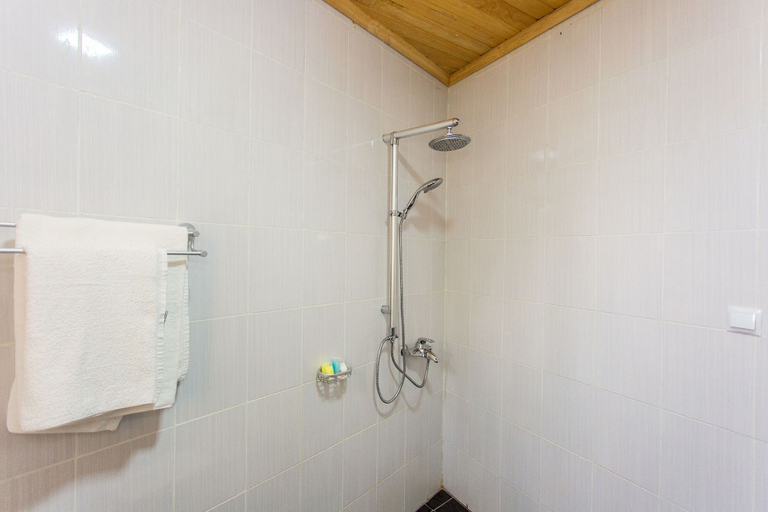 Bathroom 4, Nirvana Heights Hotel, Rubavu