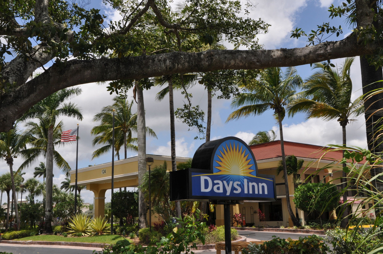 Exterior & Views 2, Days Inn by Wyndham Florida City, Miami-Dade