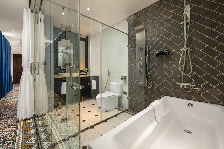 Bathroom 4, Carillon Boutique Hotel, Hoàn Kiếm