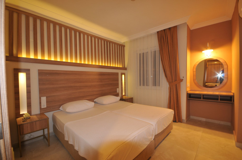 Bedroom 2, Isla Apartments, Marmaris