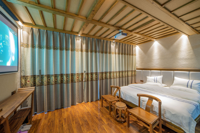 Bedroom 3, Riverside Boutique Inn, Zhangjiajie