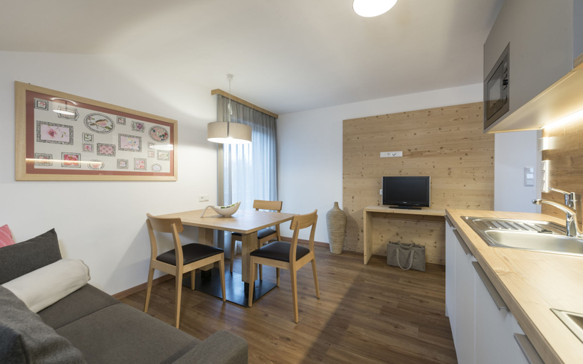 Others 5, Appartement Suites Berna, Bolzano