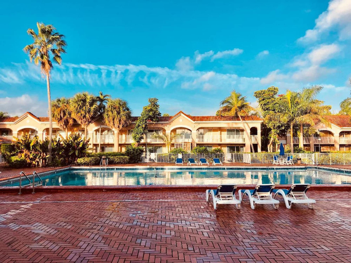 Exterior & Views 2, Grand Palms Spa & Golf Resort, Broward