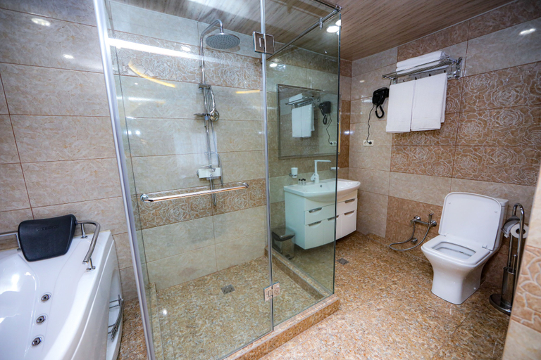 Bathroom 4, Skyline Hotel Yerevan, Yerevan