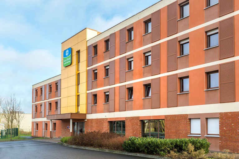 Exterior & Views 2, Sure Hotel by Best Western Saint-Amand-Les-Eaux, Nord