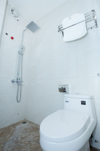 Bathroom 4, Hoang Hai Hotel, Ninh Bình