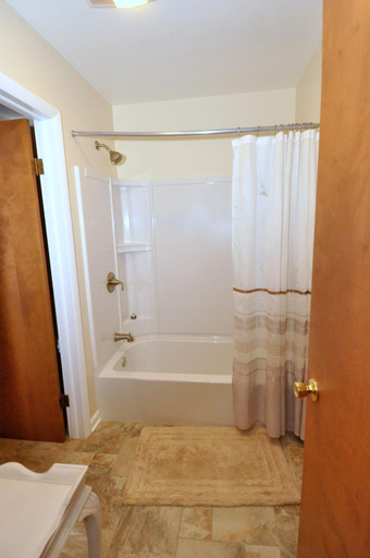 Bathroom 4, Brigadoon - 5 Bedroom Retreat, Morgan