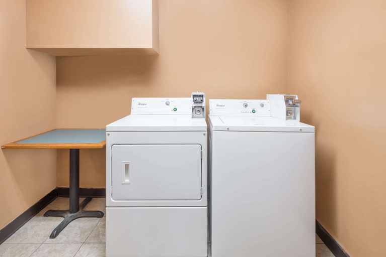 Others 5, Days Inn by Wyndham Kirksville, Adair
