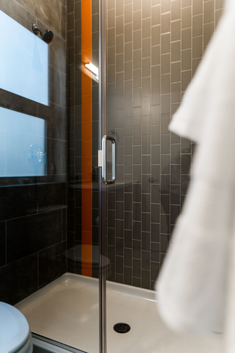 Bathroom, Sky Mark Lux 1 - Modern Elegance In Downtown Seattle, Seattle