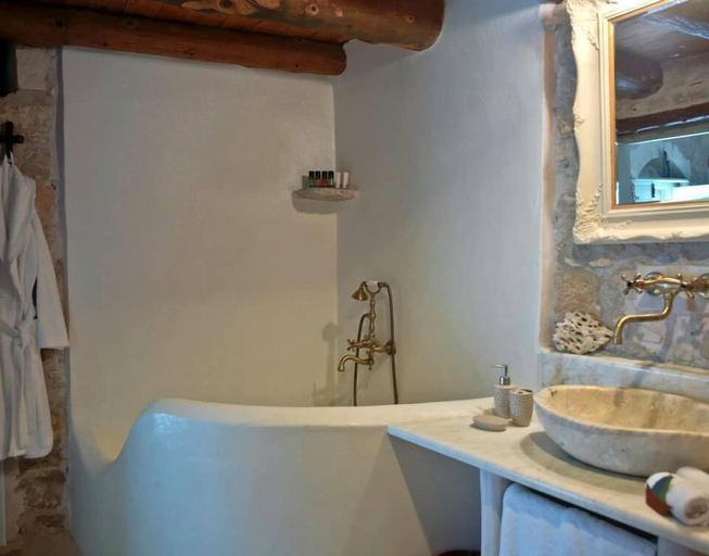 Bathroom 4, Critamo Cottage, Crete