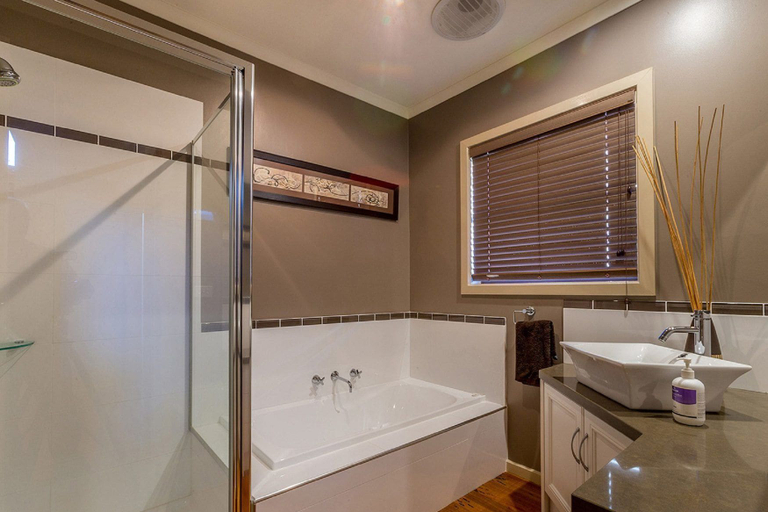 Bathroom 4, Broadwater By The Beach - With Heated Outdoor Spa, Bass Coast - Phillip Is.