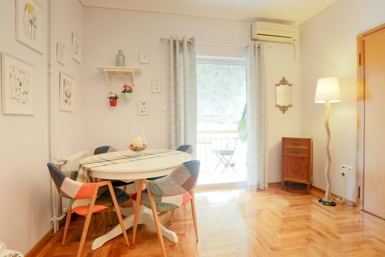 Others 5, Cosy & Bright 2 Bedroom Apartment in Koukaki, Attica