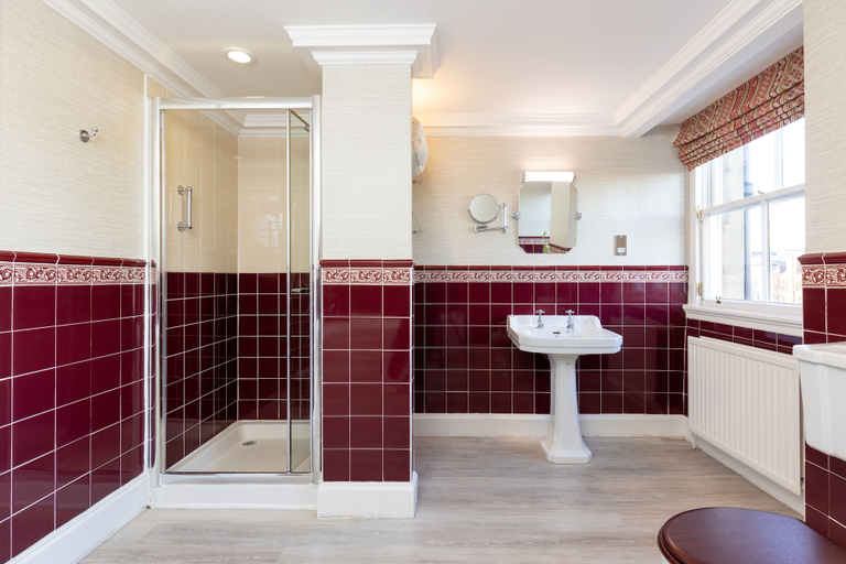 Bathroom 4, Hapimag Resort Edinburgh, Edinburgh