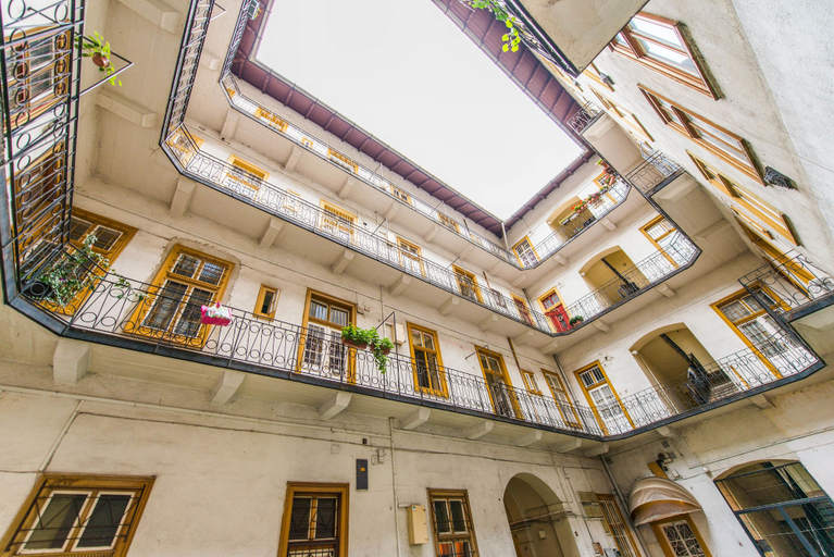 Exterior & Views 2, happy home Budapest JOY, Budapesti