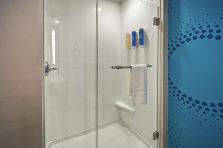 Bathroom 4, Tru by Hilton Fort Wayne, IN, Allen